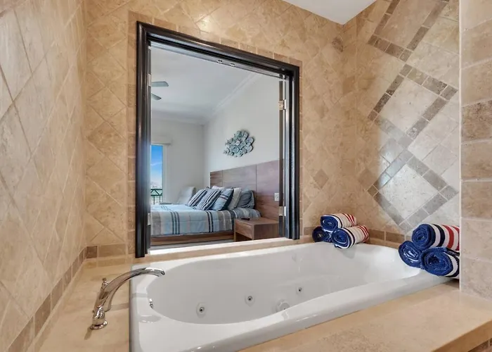 Medano 2 Pools Downtown Marina Spacious Сasa de vacaciones Cabo San Lucas